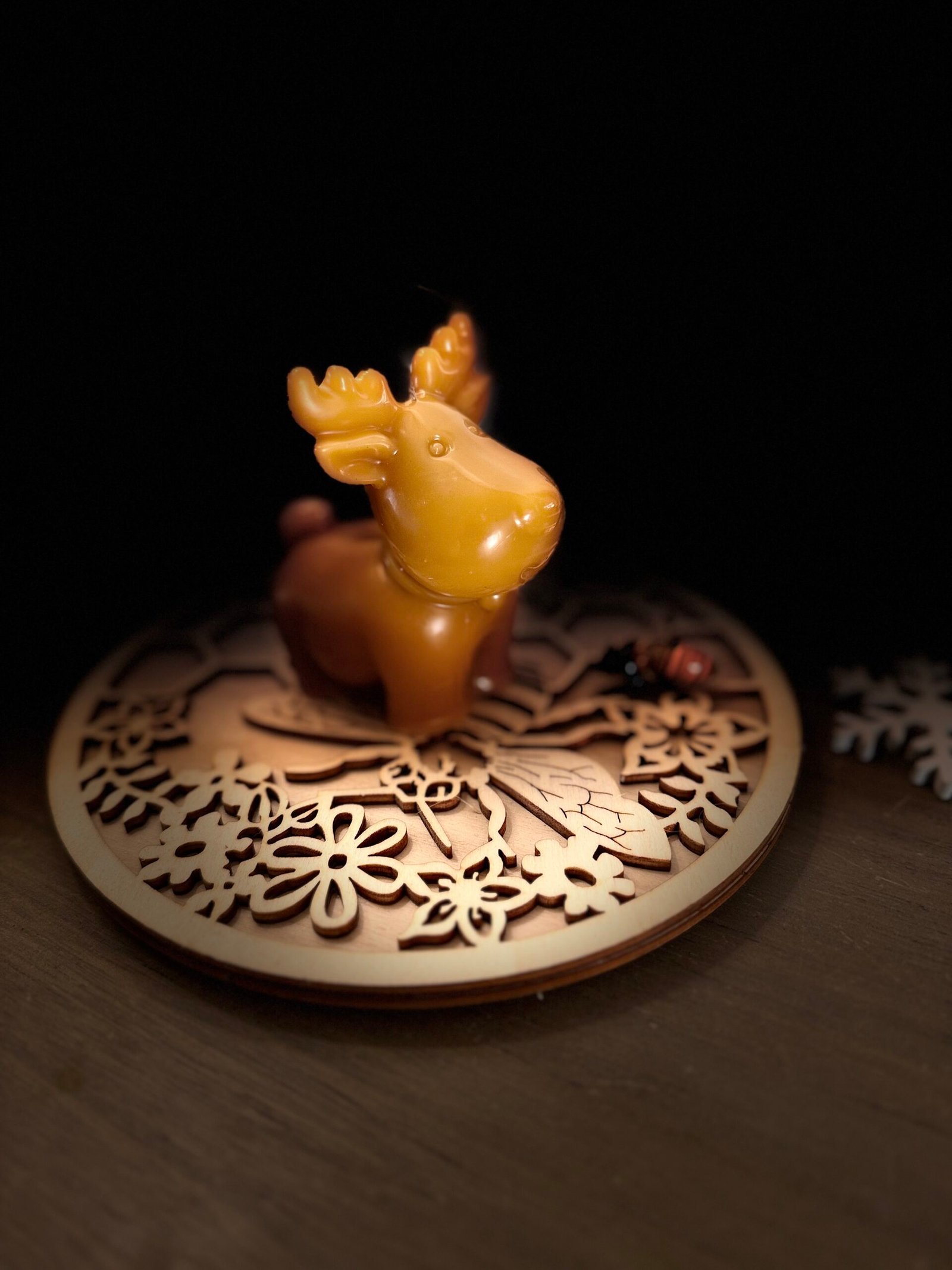 Bougie renne en cire d’abeille naturelle